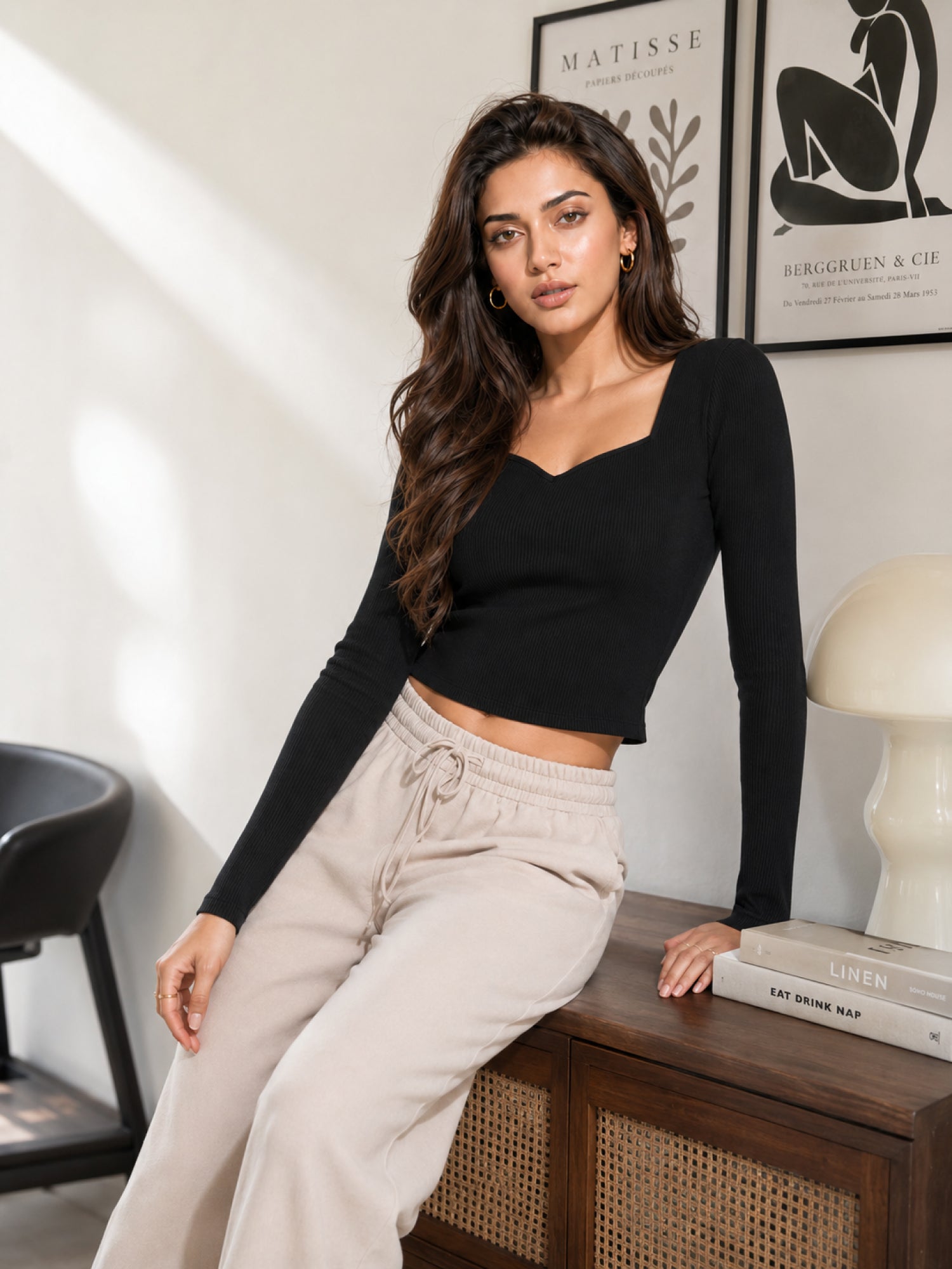 Ribbed Sweetheart Neck Full Sleeve Top